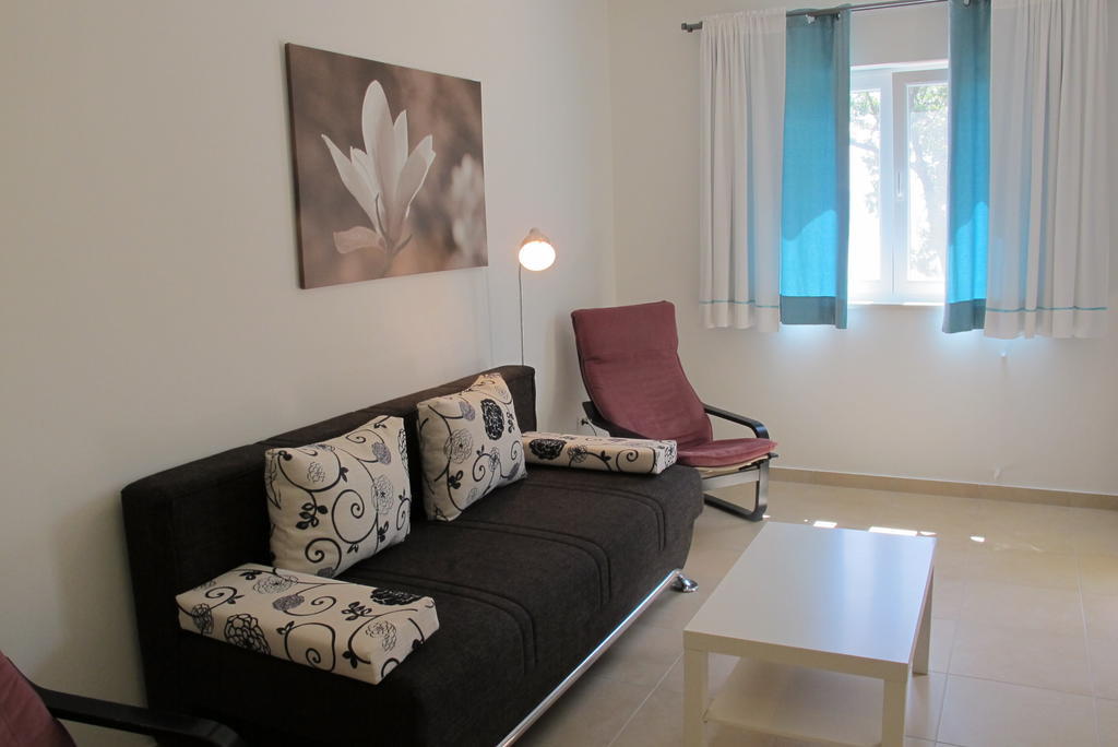 Apartments Sandra Brseč Стая снимка